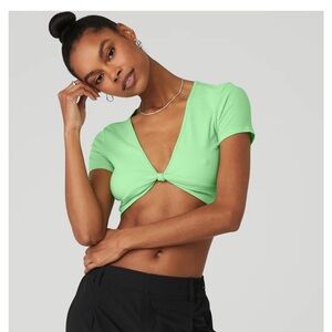 Alo Yoga ribbed knotty short sleeve S